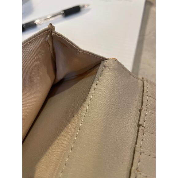 Nine & Co. Nine West Women’s Trifold Wallet Gold with Circles Brown Trim 7.5x4.5 - Picture 9 of 10